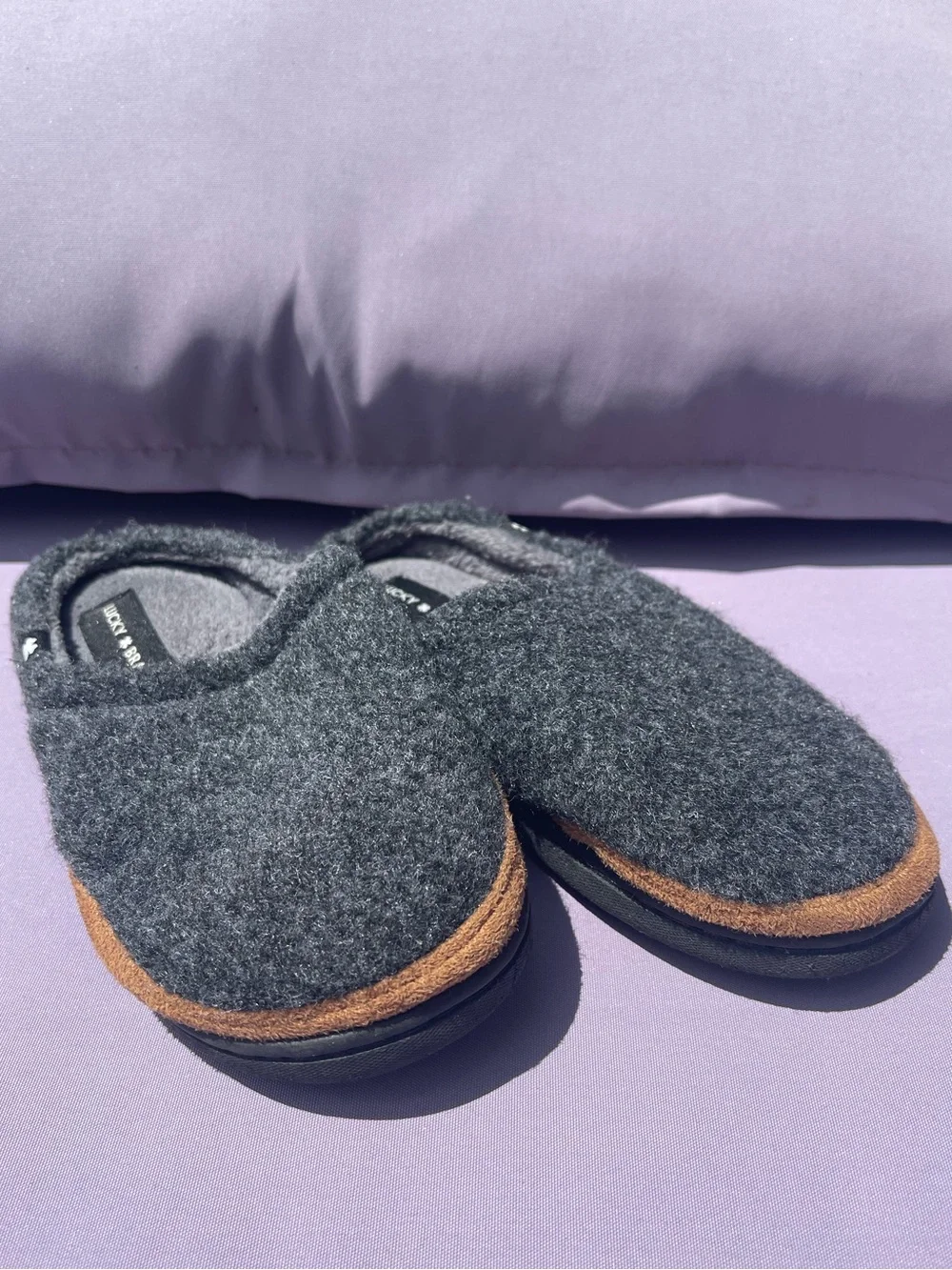 Lucky Brand Boy's Fleece Clog Micro Suede Tab Slippers in Charcoal Size 13/1
